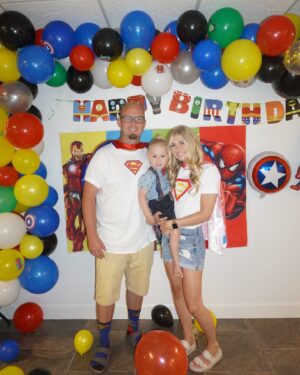 Nicole Franzel Instagram - Happy 30th 🥳 to my baby brother, man of honor, Godfather to Arrow, my built in best friend and the best uncle! We love you so much and I pray you always keep that heart of gold 💛. You’re the best, Jesse! 🥰