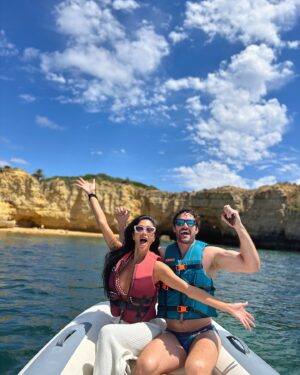 Nicole Scherzinger Instagram - This 🦀 cancer ♋️ loves the water. 
My happy place 🛥️
