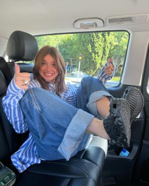 Nicole Wallace Instagram - Un mes de ni una más y sigo con el corazón lleno 🫂 me lo pasé muy bien en la promo 🙂‍↕️🙂‍↕️