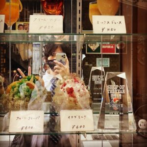 Night Tempo Instagram - 日本の喫茶店が大好きな人です☕️ I love Kissaten so much😍

#喫茶店 #レトロ #昭和 #80年代 #90年代 #kissaten #retro