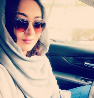 Niki Karimi Instagram - روز همگي خوش#پاييز#ابان #تهران #homesweethome