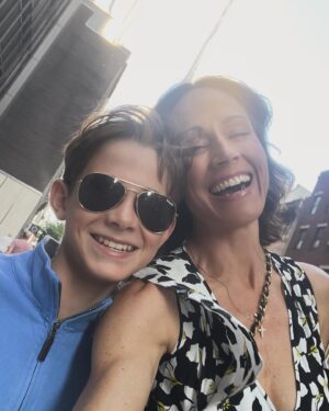 Nikki DeLoach Instagram - It’s always hard to say goodbye. Love you, NYC. 🍎❤️