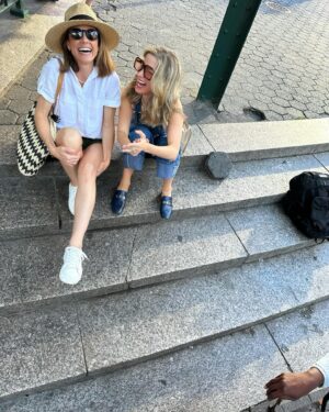 Nikki DeLoach Instagram - 🍎❤️