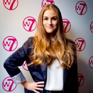 Nikki Grahame Instagram - #TBT @w7makeupuk