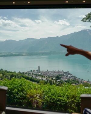 Nikki Reed Instagram - I have been dreaming of this trip for a decade and after a year of planning and organizing with @myswitzerland , it’s finally here. Switzerland Tourism asked me to join them to explore this gorgeous country, documenting their sustainability initiatives and ways to navigate this entire region with a smaller footprint and bigger impact aka, Swiss-tainable travel! I will be highlighting the country’s unparalleled approach to low footprint tourism and everyday living, getting to know the farmland while documenting the intimate connection between farm and restaurant throughout different regions, and using the Swiss travel pass to go from train to ferry as I trek across the country with two cubs on my back. What an honor to see this gorgeous part of the world through the lens of sustainability…pun intended! 
Ps To all the lovely people who watched with compassion as I wrestled a tiny bear cub who was determined to move about the airplane cabin on all fours, thank you for your kindness. This tired (and very excited) mama is ready to explore :)!