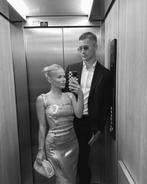 Nikola Mertlová Instagram - 🖤