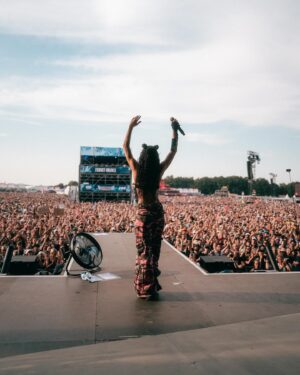 Nina Kaiser Instagram - 3 Tage 3 Shows ich liebs ja so sehr alles ❤️❤️ Danke!!!
📸 @jakobmarwein