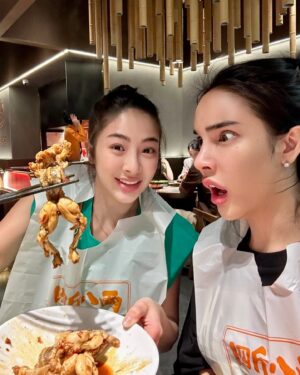 Nisamanee Lertvorapong Instagram - อยากให้รู้ว่าถึงช่วงนี้เราจะแยกย้ายไปเติบโตตามเส้นทางของแต่ละคน แต่มันไม่ได้ทำให้ความรัก ความห่วงใยและความรู้สึกดีๆที่พี่คนนี้มีให้น้อยลงเลย❤️
สุขสันต์วันเกิดน้อง @nn.lardapha ขอให้น้องมีสุขภาพที่แข็งแรง เจอความรักดีๆและมีรอยยิ้มกับทุกเรื่องที่เข้ามาในชีวิตของน้อง

Always love you more❤️❤️❤️