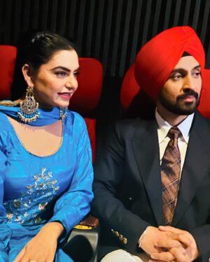 Nisha Bano Instagram - Chamkila - Sonia 🥰 

#nishabano #diljitdosanjh #chamkila