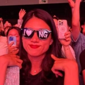 Noel Gallagher Instagram - Seoul✌️🇰🇷
📸: @gallagher_anais
