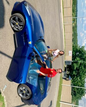 Noemí de Miguel Instagram - Ver los libres y 🤍 Hungaroring y Budapest 
Muchos y grandes recuerdos. 

- El rollazo de las gradas antiguas. 
- La victoria de Lewis en 2016, mi primer año. 
- Girad porque no cabe el Ferrari 😉
- Hacemos cuentas @tabathavalls 🥳
- Muchas emociones. 
- La ciudad que más he pateado y corrido. 
- No Pirlo No party 
- Acompañada de los mejores 🤗
- O en solitario … Le he dado mil vueltas.
- Sí, fuimos a los baños en un doblete, a los ruin bar, mil cosas que hacer siempre en Budapest y uno de los mejores ambientes del mundial.