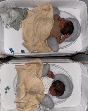 Noémie Abossolo Instagram - Welcome dans ma vie de maman Double:

1-ShaÏly et moi 🤱🏽
2- le stock Pampers des twins 🚼
3-Kaëny & Shaïly👶🏽👶🏽
4- les marques de l’amour 🤰🏽
5- TONTON : « mes enfants son combat » ✨
6- rdv chez l’ostéopathe 🥼
7- L’amour inconditionnel 🤱🏽
8 - TENE une tata mondiale 👯
9- la twins poussette 💨
10- shopping 🛍️ 
11- Kaëny & moi 🤍