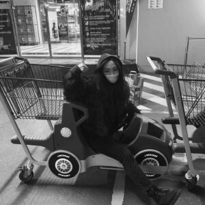 Nomin-Erdene Munkhbat Instagram - Jijighen yumnaas az jargalig meder gedeg ugiig odoo l oilgojeesht hha. Zugeer huns tsugluulah chin yaasan ch goyiinmdee 🥳