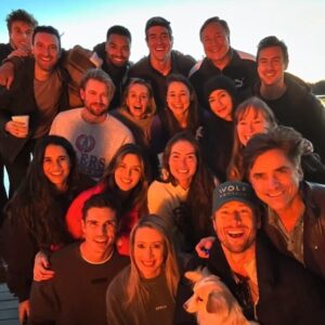 Norbi Novak Instagram - Happy to be with this incredible group to start a New Year with. Special thanks to @lesliepowellmusic and the Powell family! ✨✨🥂