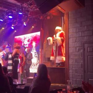 Norbi Novak Instagram - Getting into the holiday spirit with @broadwayatthe_ What a great night it was!