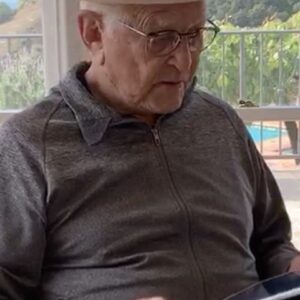 Norman Lear Instagram - 🗞#breakfastthoughts #newpapers #alonetogether