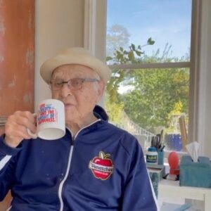 Norman Lear Instagram - Tonight on @nbc at 8est/5pst. #breakfastthoughts #timesupglobes
@goldenglobes @janefonda