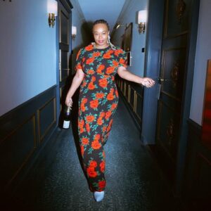 Numa Perrier Instagram - showing up to 2020  all woman —all artist —ready to celebrate and be celebrated. 🌹💋🌹💋🌹💋🌹