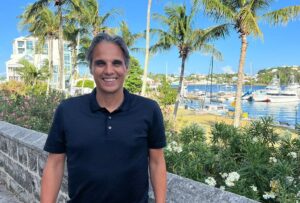 Nuno Gomes Instagram - Bermudas part 1. Obrigado à Bermuda Football Association por me receber na qualidade de vice-presidente da @fundacaodofutebol da @ligaportugal. Desejo boa sorte ao clube Vasco da Gama e à Escola Portuguesa das Bermudas.🇧🇲🇵🇹 Merecem toda a sorte do Mundo! Obrigado a todos que me receberam!❤️