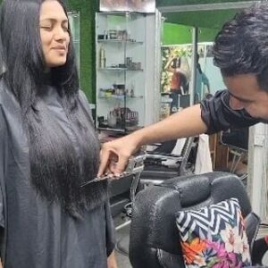 Nusrat Imroz Tisha Instagram - এটা কি করলাম?

#tisha #nusratimrosetisha #imrose #haircut