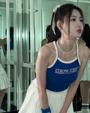Oh Ha-young Instagram - 파랑파랑 💙
관객분들 모두가 무대를 잘 즐겨주셔서 빵터진거였어 🤣