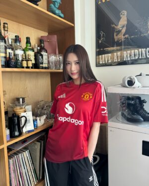 Oh Ha-young Instagram - New❤️‍🔥

@adidasfootball