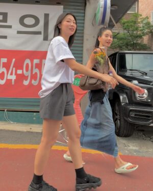 Oh Ji-yeon Instagram - 바보 둘하고 👫🏻 갑자기 ⚡️
갑자기 즐거웠다 🍒남겨둔게 많네 히
