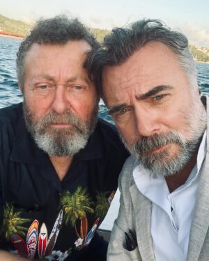Oktay Kaynarca Instagram - KARDEŞLİK…. @erkancanburtvin