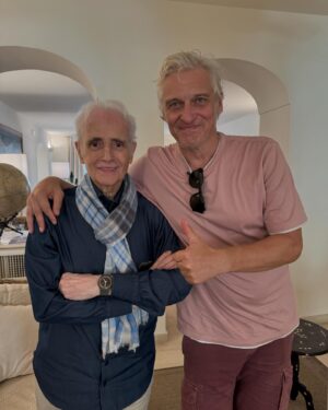 Oleg Tinkov Instagram - Ровно 4 года я сделал пересадку костного мозга, а Хосе Коррерас 37лет, один из первых в мире🙏. Сейчас через свой Фонд помогает другим, я тоже пытался помочь в стране, где я родился.. но у страны другие приоритеты… может я еще сделаю что-то в этом направлении в мире. Хозе заставляет меня поверить, что лейкемия победима, но мне еще рано расслабляться.  И я ужасно рад, что меня перкстали называть миллиардером, бизнесменом и олигархом, надоели. И я не хочу ничего никому доказывать и строить «еще одну большую компанию».. называйте меня пенсионером, дедушкой прекрасного Бруно, отцом и мужем прекрасных и красивых людей❤️
Попробуем еще пожить, а главное, остаться человеком.
Jose Carreras is my role model, he is alive and well after 37 since #bmt stem cells transplant,
I am only 4y but keep fighting , God have Mercy🙏
I hope we both an inspiration for all blood cancers patients now in the wards🙏. #leukemia #transplantation #stemcells #aml #all #bloodcancer #лейкемия #пересадкакостногомозга