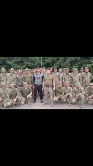 Oleh Skrypka Instagram - Сердечно дякую нашим мужнім захисникам за привітання!

Разом до перемоги 
Все буде Україна💙💛
