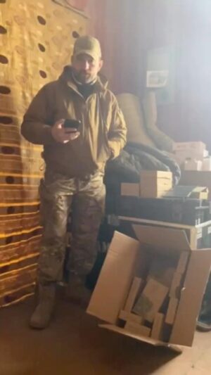 Oleh Skrypka Instagram - 47 омбр. 1рота 1 батальйону дякує Олегові Скрипці, ГО «Ротарі Київ Бальзак» та міждержавному комітету Ротарі Америка за сприяння в наближенні Перемоги🇺🇦

Лише так можна протистояти бурі - разом, підтримуючи одне одного✊

#олегскрипка #ротарі #зсу #допомога #фондкраїнамрій #olegskrypka