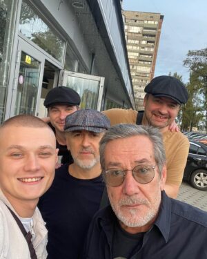 Oleksiy Horbunov Instagram - Русанивка Форевер!❤️Грусть пилота🎸🇺🇦