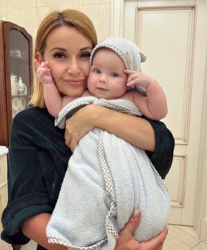 Olga Orlova Instagram - Моя жемчужина 🩷🩷🩷