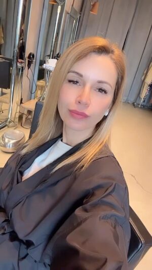Olga Orlova Instagram - Как вам результат)? 😍
Чувствую себя на 20🙈🫶🏼
@angeloverde @d.castello