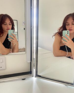 Olivia Cooke Instagram - ✨b0r3d✨