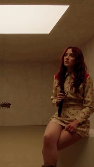 Olivia O'Brien Instagram - my @vevo live performance of “blip” is out now!! thank you so much to @vevo for having me back for a third time. i am so grateful for the opportunity to come in and perform/record such intimate stripped versions of my songs in a safe space. it’s always such a pleasure. my 2019 vevo performance of “we lied to each other” was such a huge and pivotal moment for me and my career because it helped me conquer my insecurities about my voice and performing live. it was amazing to be able to come back more confident and see just how far i have come! go watch!!!