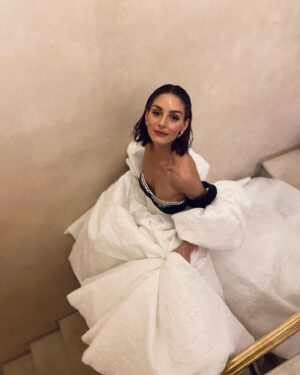 Olivia Palermo Instagram - 💕Day 1 anniversary dress 👗🤗🤗
@giambattistavalliparis