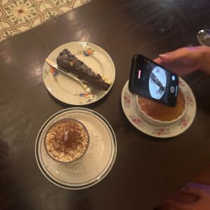 Olivia Rouyre Instagram - 👍 ice cream beach dessert ice cream beach