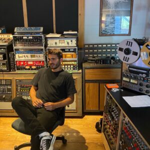 Olivier Couture Instagram - 🎛