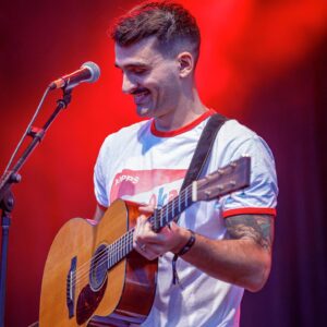 Olivier Couture Instagram - Merci @villedevicto pour la magnifique soirée💛