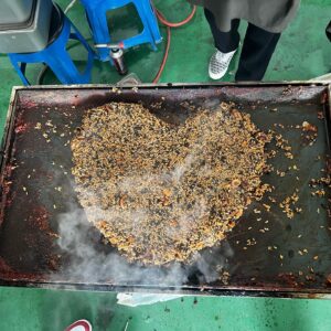 Ong Seong-wu Instagram - 서울대작전 크랭크업!
무더위에 시작해서 추운 겨울까지 모두 고생 많으셨습니다!!!
더 많은 사진을 올리고 싶지만 영화가 공개되는 그날까지...✨

#서울대작전
#netflix