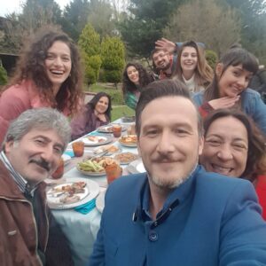 Osman Sonant Instagram - #tbt (2 gun once) :)) #binnurkaya #tunaorhan #evrimsolmaz @damlacolbay , @gulcanarslann ,@mselifdogan , @denizxyz  #handeyilmaz