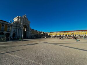 Osvaldo Benavides Instagram - Lisboa belleza