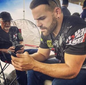 Osvaldo Friger Instagram - Que tengan una semana espectacular; Aquí leyéndolos… #tb