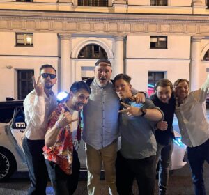 Otar Saralidze Instagram - Man power…
🐺🐺🐺
Is nothing without a woman in his life 💃
#hangover #whathappensinwarsawstayinwarsaw