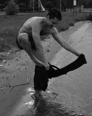 Otar Saralidze Instagram - My friend and a wonderful photographer @wanda.sz  decided to check out the the local lake and snap some pics of me in the water. Here is a glimpse of a black and white. No filters, no makeup . Just me and her pure talent. 
Last pic represents the reality my dears. 🦌 ❤
Still 🇺🇦 in my heart
@dreamteam_agencja_aktorska