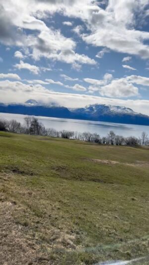 Otto Kilcher Instagram - From me to you, this beautiful view! #kilcher #kilcherhomestead #kilchercountry #kachemakbay #alaskasplayground