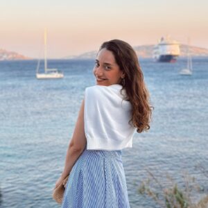 Özge Özaçar Instagram - 🤍💙