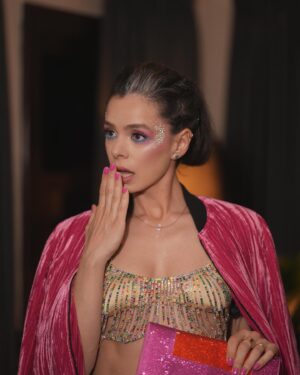 Özge Özpirinçci Instagram - I gliterally can’t! 

#reklam
