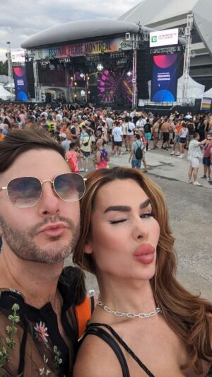 PL Cloutier Instagram - Le plus beau week-end de l'été à Montréal! Merci @fiertemontreal d'organiser un si beau festival !

❤️🧡💛💚💙💜